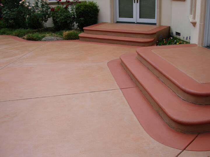 Concrete-Stain Fort Collins, Loveland, Windsor, Greeley, Longmont, Berthoud, Estes Park, Cheyenne Wyoming