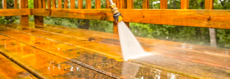 Deck Staining Fort Collins, Loveland, Windsor, Greeley, Longmont, Berthoud, Estes Park, Cheyenne WY