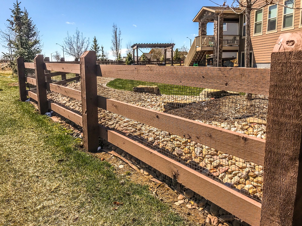 Fence Staining/Painting & Restoration Fort Collins, Loveland, Windsor, Greeley, Longmont, Berthoud, Estes Park, Wellington, Cheyenne Wyoming and surrounding areas
